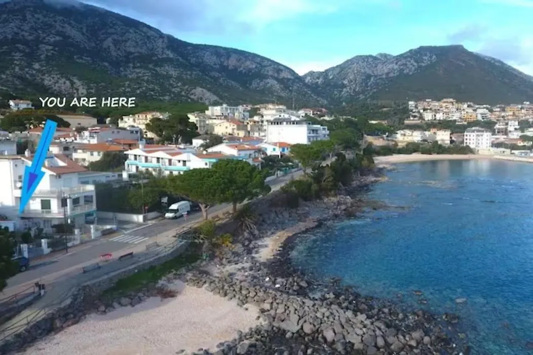 Nido Lungomare, E Sei In Spiaggia... Cala Gonone